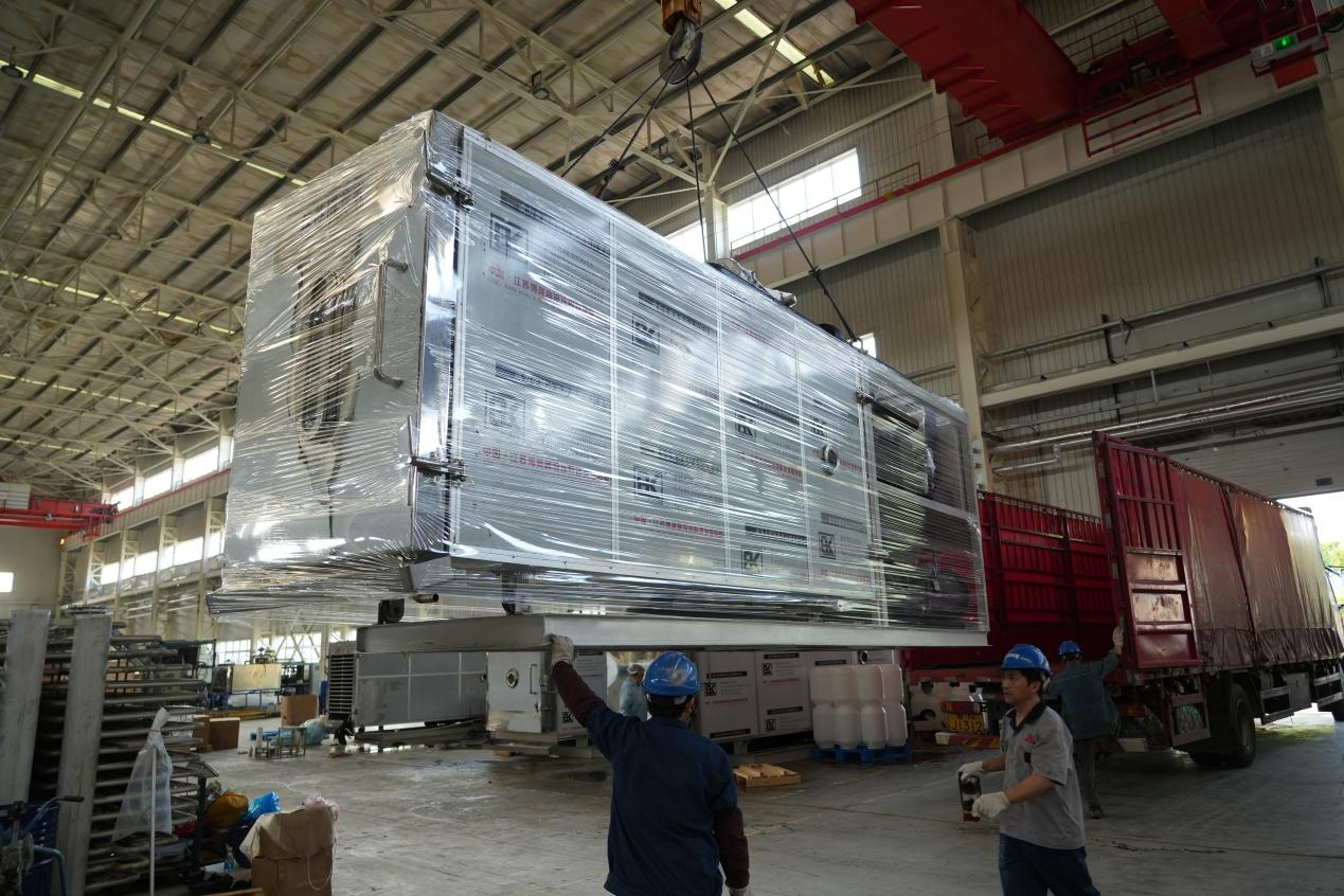  Quatre unités de lyophilisation Bolaike de 40 mètres carrés expédiées au Kazakhstan, aidant l'industrie locale des fruits et légumes à traiter les produits frais invendus